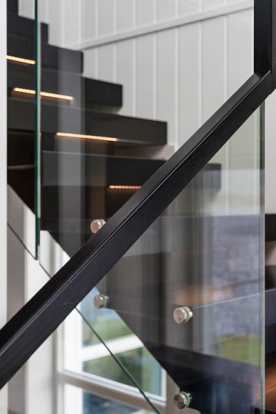 Glassrekkverk av trapp. Modell XI-05